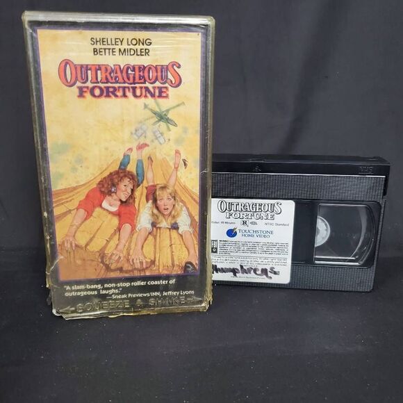 Outrageous Fortune [VHS] - Picture 2 of 5